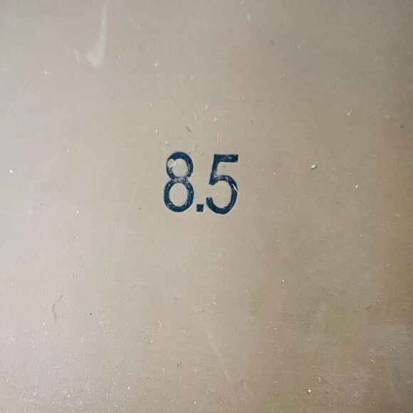 Diba True Black Crackled Leather & Laser Cut Back Zip Ankle Boots Size 8.5 - Picture 8 of 8